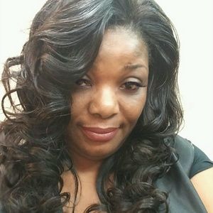 Meet your Posher, Renee